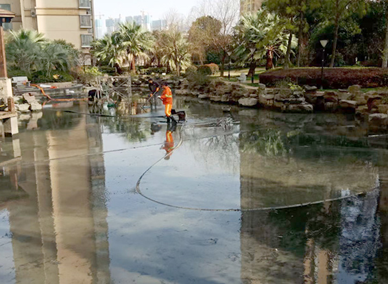 曲阜景观池淤泥清理
