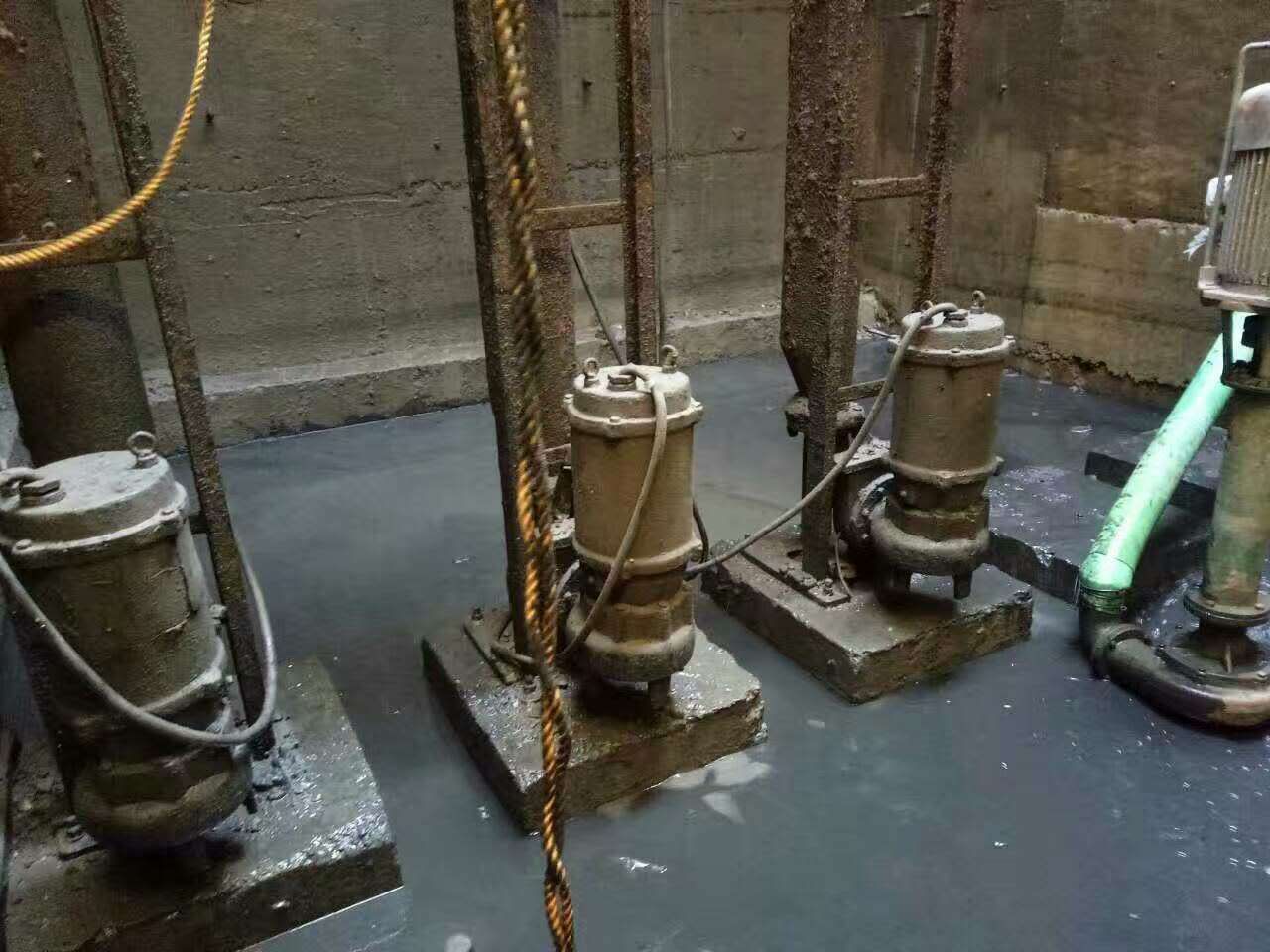 曲阜污水池清理